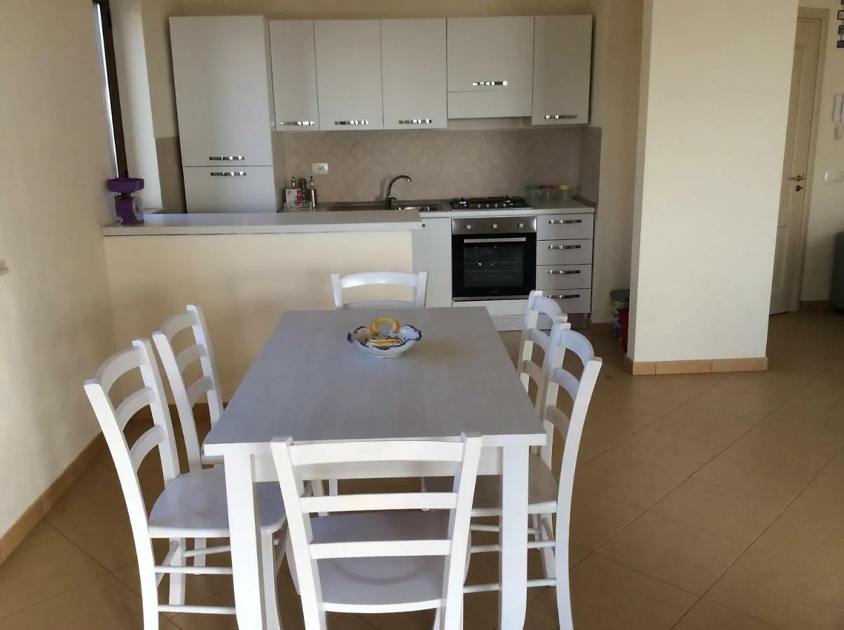 Villa Mare Vista: Seaside Retreat with Pool Realmonte