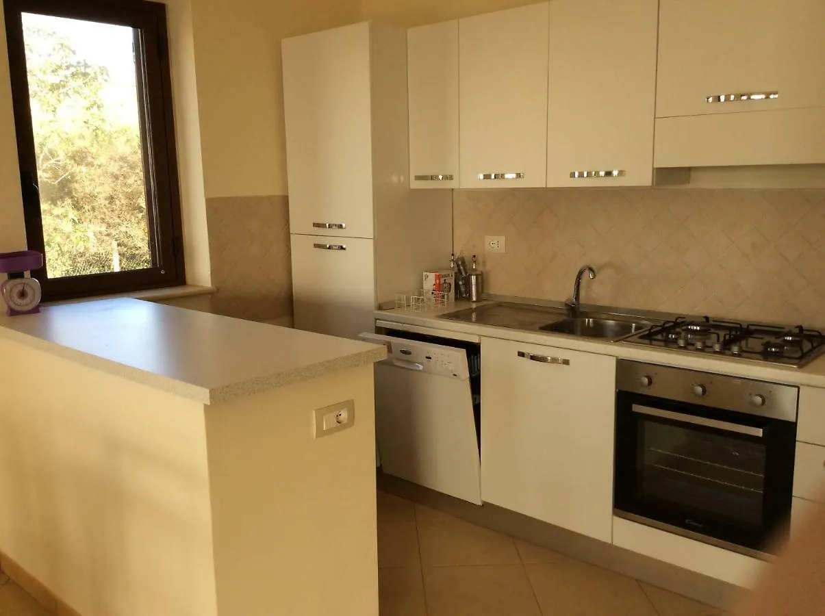 Apartment Villa Mare Vista: Seaside Retreat with Pool Realmonte Italy